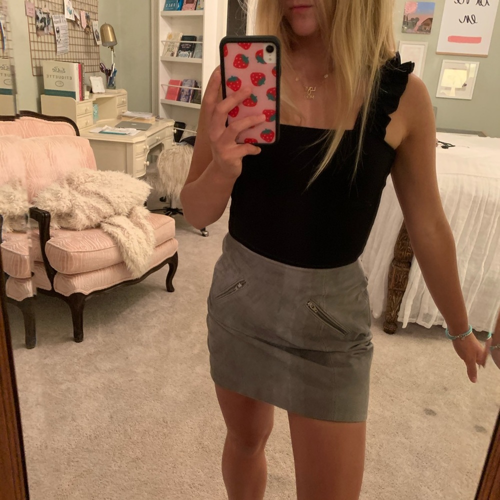 BLANKNYC grey suede mini skirt